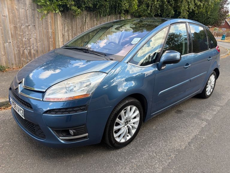 Citroen Picasso c4 Automatic, full service history one owner from new family car tow bar