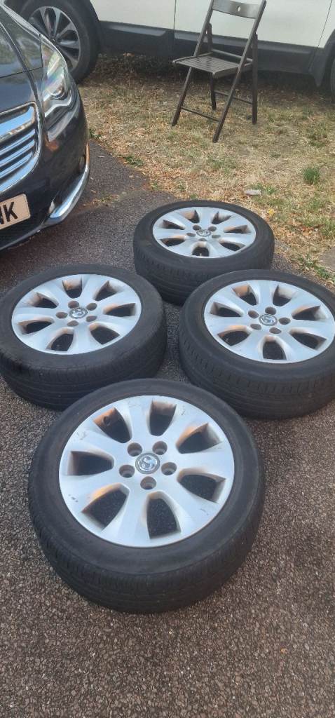 Vauxhall insignia alloy wheels set r17