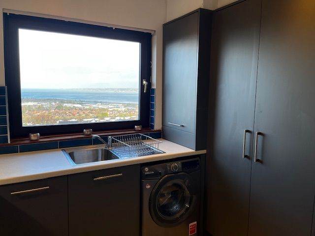 Large luxury apartment with views for rent