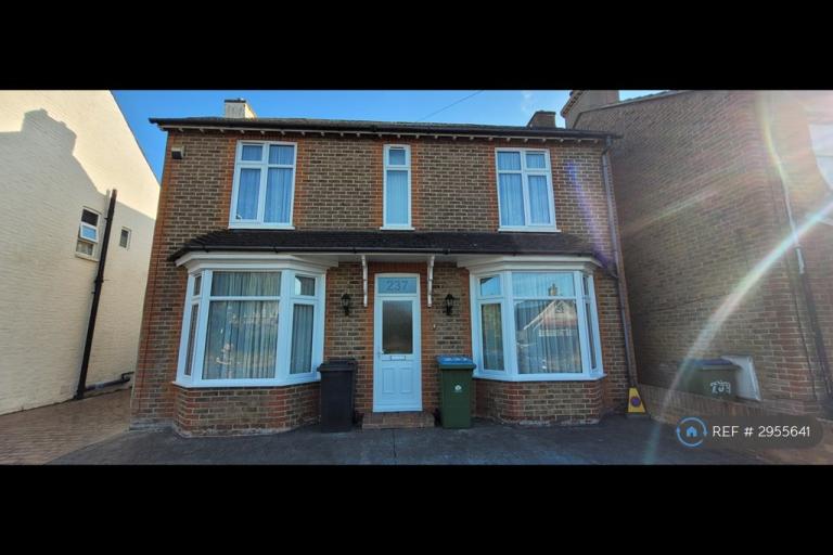 5 bedroom house in Chichester Road, Bognor Regis, PO21 (5 bed) (#2955641)