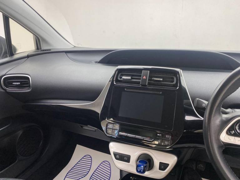 TOYOTA PRIUS 1.8 VVT-h Business Edition CVT Euro 6 (s/s) 5dr 2017