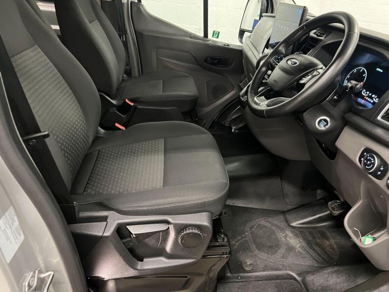 2024 Ford Transit 2.0 EcoBlue 170ps H3 18 Seater Trend Auto MINIBUS DIESEL Automatic