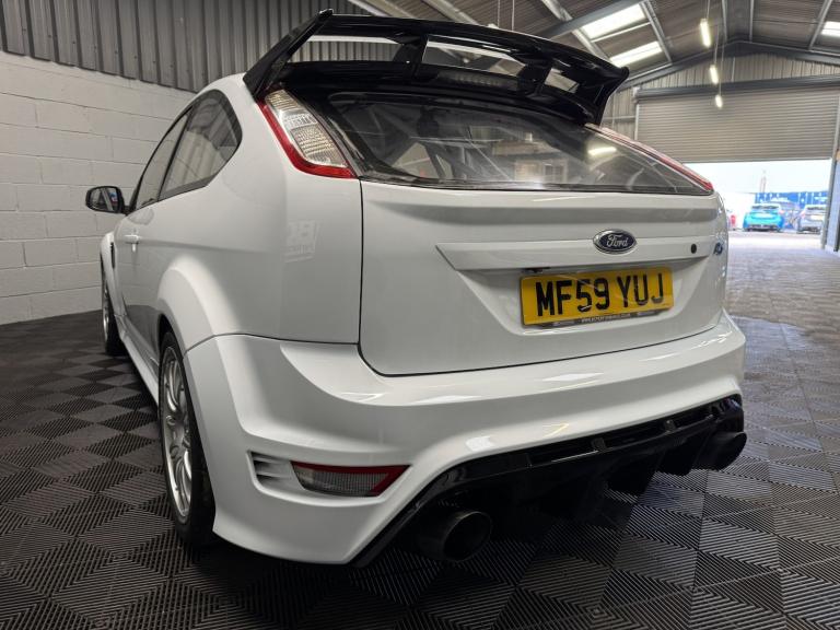 FORD FOCUS 2.5 RS White Manual Petrol 2009