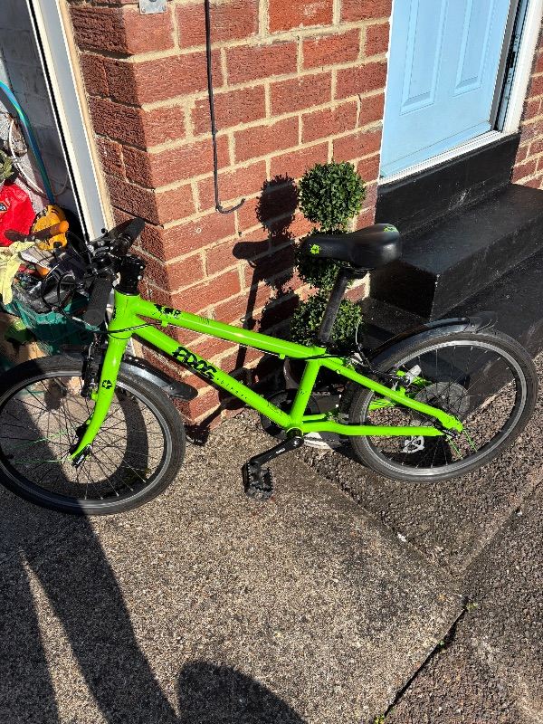 Frog bike 52 with new spare tyres 