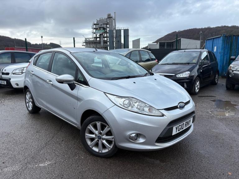 2010 Ford Fiesta 1.4 TDCi Zetec 5dr - £20 tax - New mot /  HATCHBACK Diesel Manual