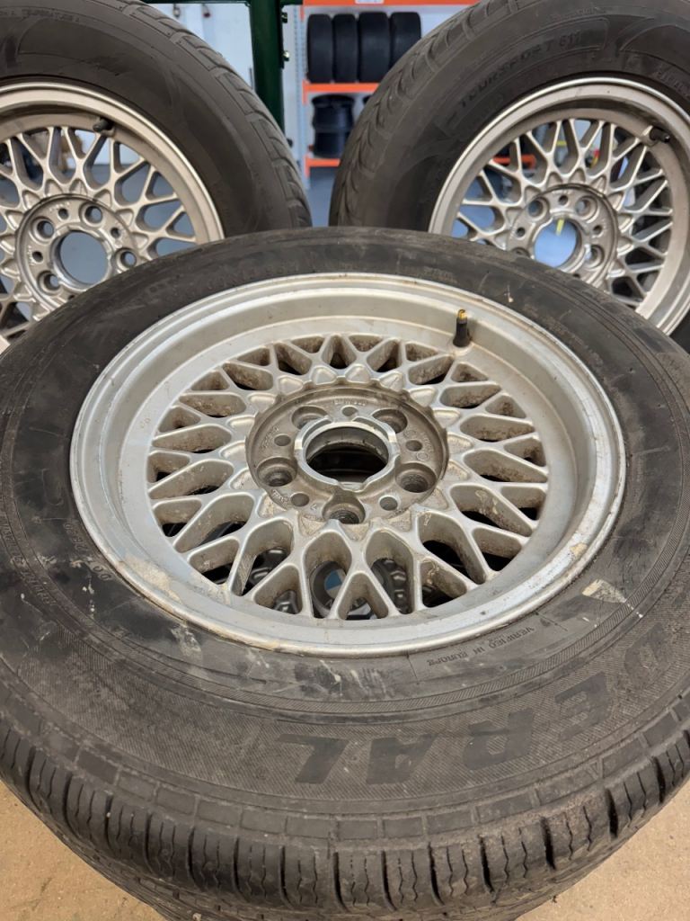 BMW bbs 15” alloy wheels with tyres 
