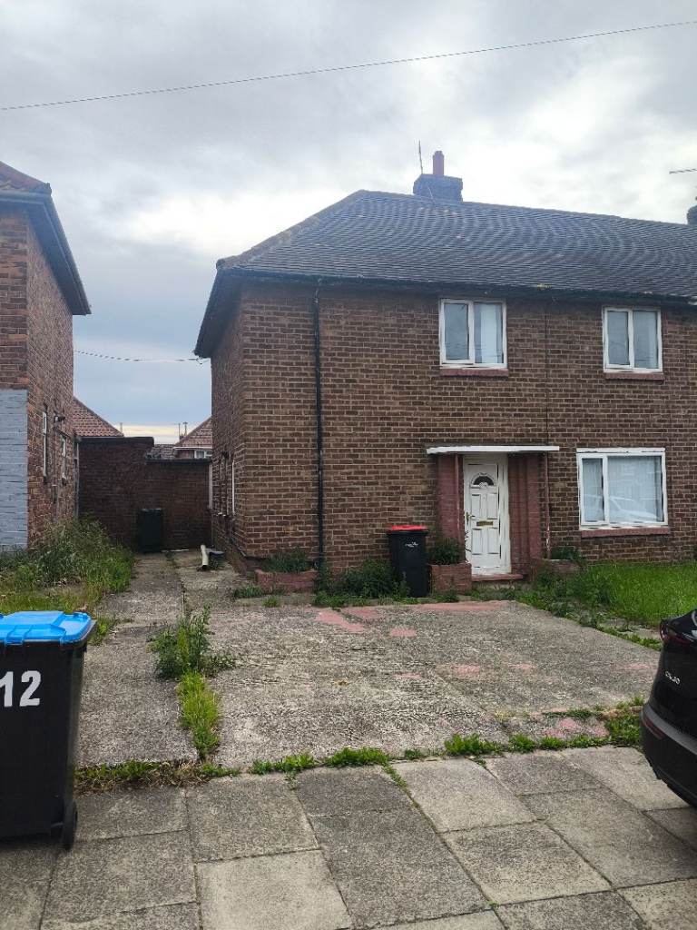 3 Bedroom Semi Detached House 