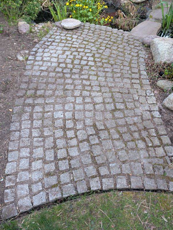FREE Cobblestones – You Dig, You Keep! (SW14)