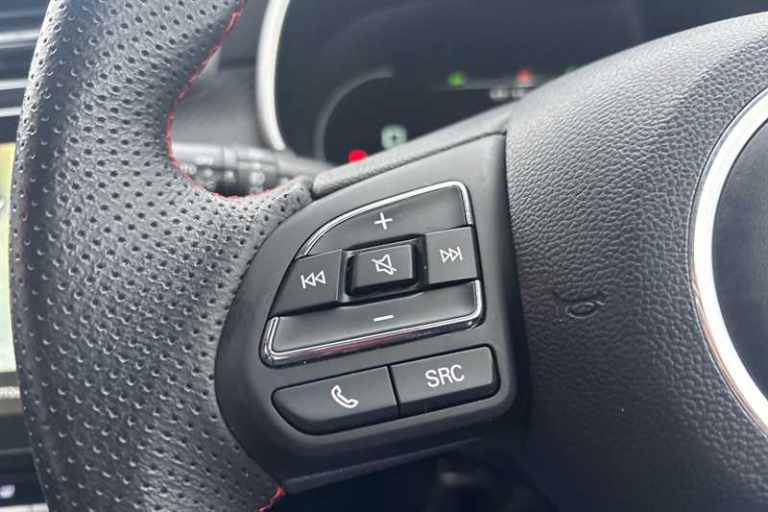 2022 MG MG ZS 1.5 VTi-TECH Exclusive 5dr HATCHBACK PETROL Manual