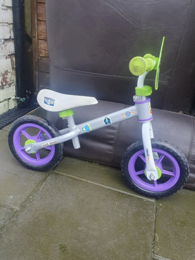 Toddler balance bike buzz lightyear 