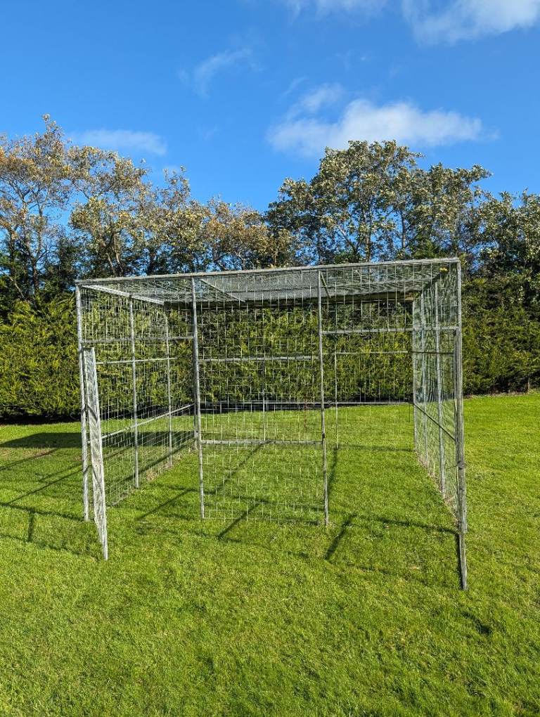 Large Dog run Cage 