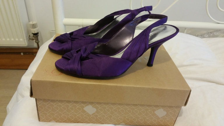 Cadburys' purple ladies kitten heel bridesmaid shoes size 5, Brand New!