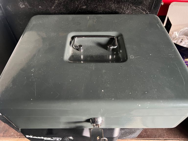 Cash Box Valuables Money Safe