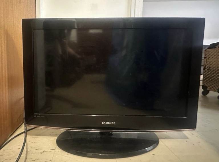 Samsung LE-37R88BD 37" 720p HD LCD Television