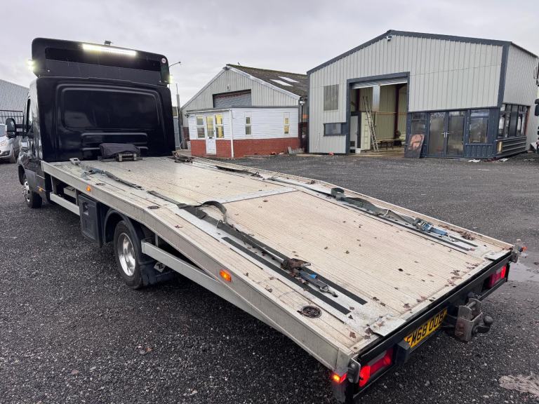2018 68 Iveco Daily Recovery Truck. 52-180. Sleeper. AC. Winch. Ali bed. RearAir