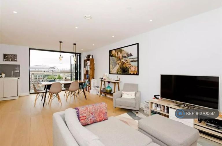 2 bedroom flat in Spitfire Building, London, N1 (2 bed) (#2700561)