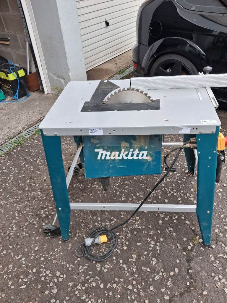 Makita table saw 