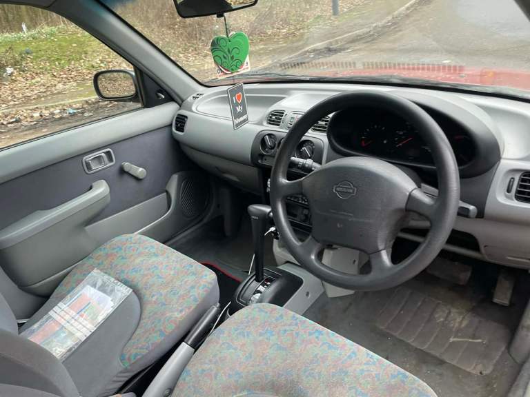 Nissan micra rare automatic 1999 v reg 