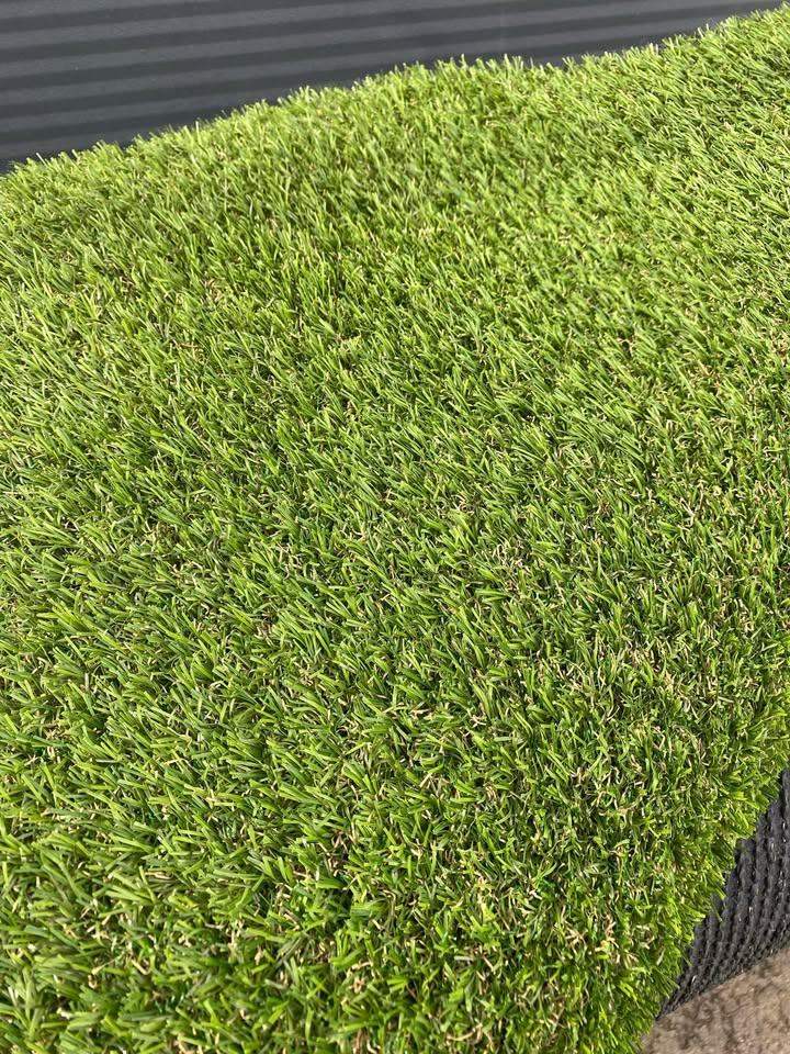 Artificial Grass Rolls with 10-Year Warranty | 40mm Soft Grass