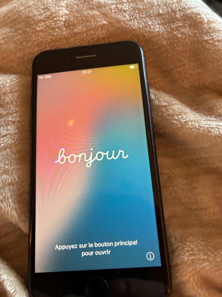 White iPhone SE 2020 64gb