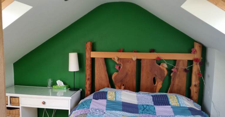 Female Painter & Decorator Available