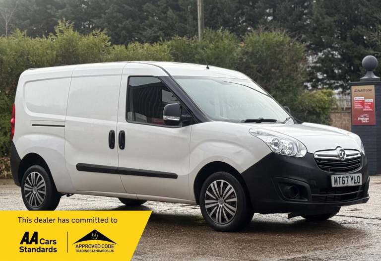 image for 2017 Vauxhall Combo 1.3 CDTi 2300 16v FWD L2 H1 3dr Diesel
