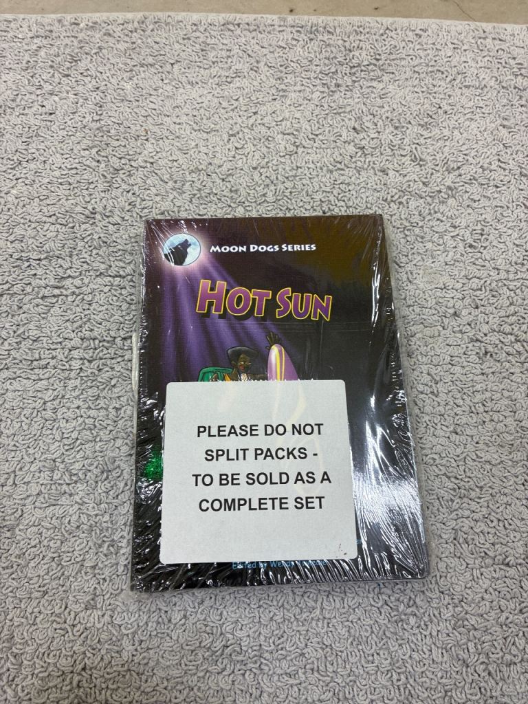 Moon Dogs Series 'Hot Sun' Complete Set - New, Sealed