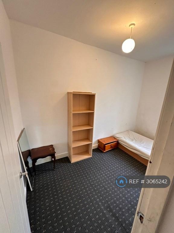 3 bedroom house in Howsin St, Burnley, BB10 (3 bed) (#3065242)