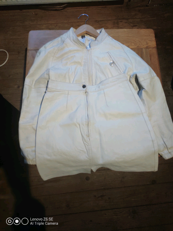 Women's genuine leather jacket very good condition size 14