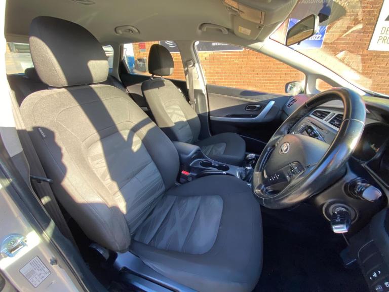 2015 Kia Ceed 1.4 SR7 Sportswagon Euro 5 5dr ESTATE Petrol Manual