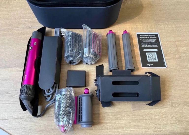 Dyson airwrap hair curler 