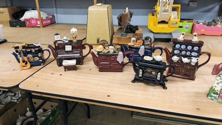 Collector novelty teapots