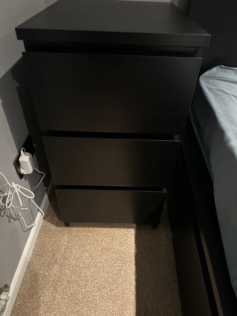 Ikea Malm bedside 3 drawer table, chest of drawers 