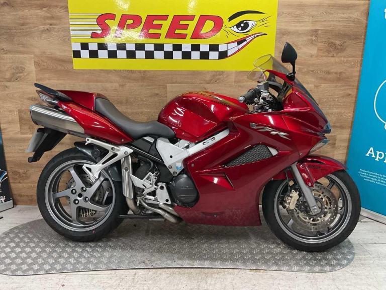 HONDA VFR800
