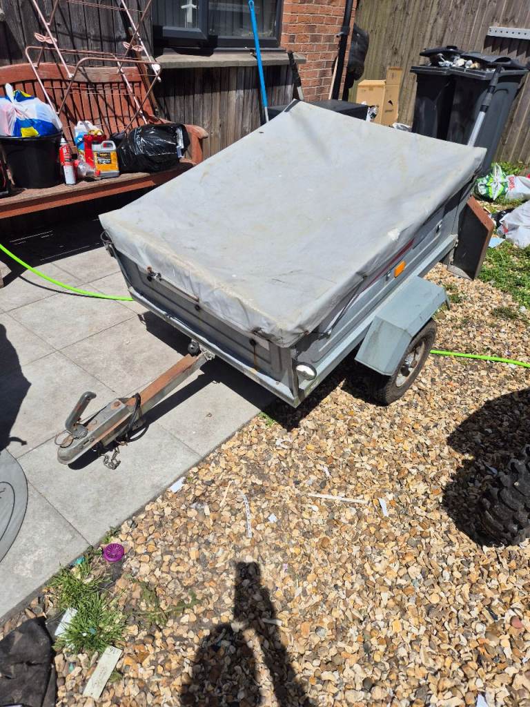 Erde 102 tipping trailer 