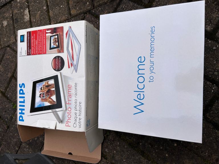 Philips Photo Frame Digital – White, As Good As New