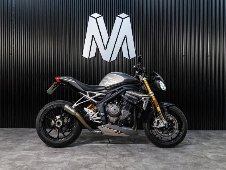 2021 Triumph Speed Triple 1200 1160 RS Naked Petrol Manual Euro 5 (179 ps)