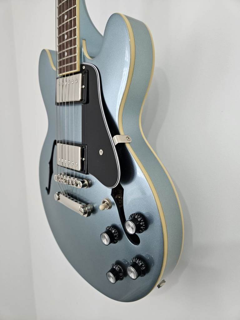 Epiphone 339 in Pelham Blue - Stunning Guitar  (FREE Delivery)