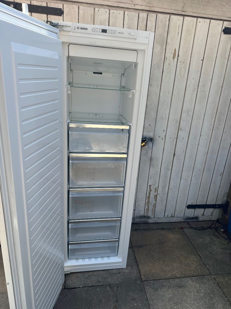 Bosch Freestanding Freezer - Good Condition