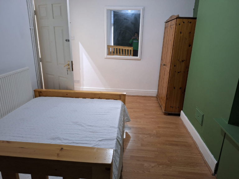 Spacious and Cosy Double Rooms for Rent in - LE3 0BA
