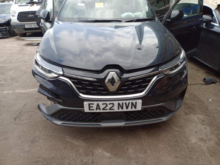 BREAKING RENAULT ARKANA 1.6 PETROL 2022 STOCK NUMBER AZ86