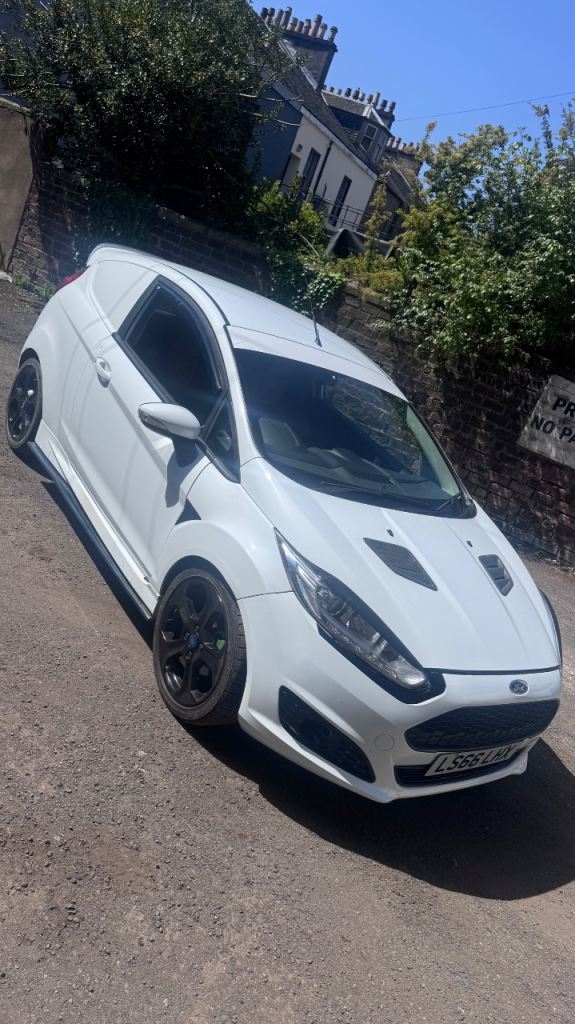 Ford, FIESTA, Car Derived Van, 2016, Manual, 1496 (cc)