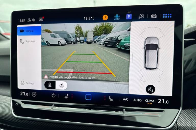 2025 Volkswagen Golf 2.0 TSI 300 GTI Clubsport 5dr DSGÃ¢Â­ÂBlack Pack, DCC, Sunroof, 'Akra Hatch...