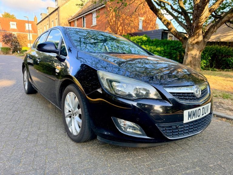 Vauxhall, ASTRA, Hatchback, 2010, Manual, 1686 (cc), 5 doors