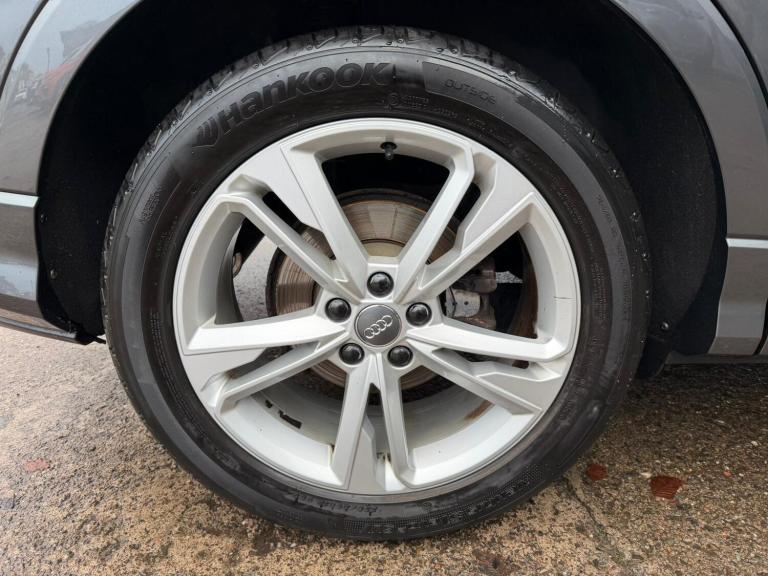 2019 Audi Q3 1.5 TFSI CoD 35 S line Euro 6 (s/s) 5dr ESTATE Petrol Manual