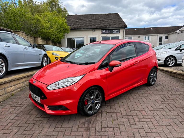 2016 Ford Fiesta 1.6T EcoBoost ST-2 Euro 6 3dr HATCHBACK Petrol Manual