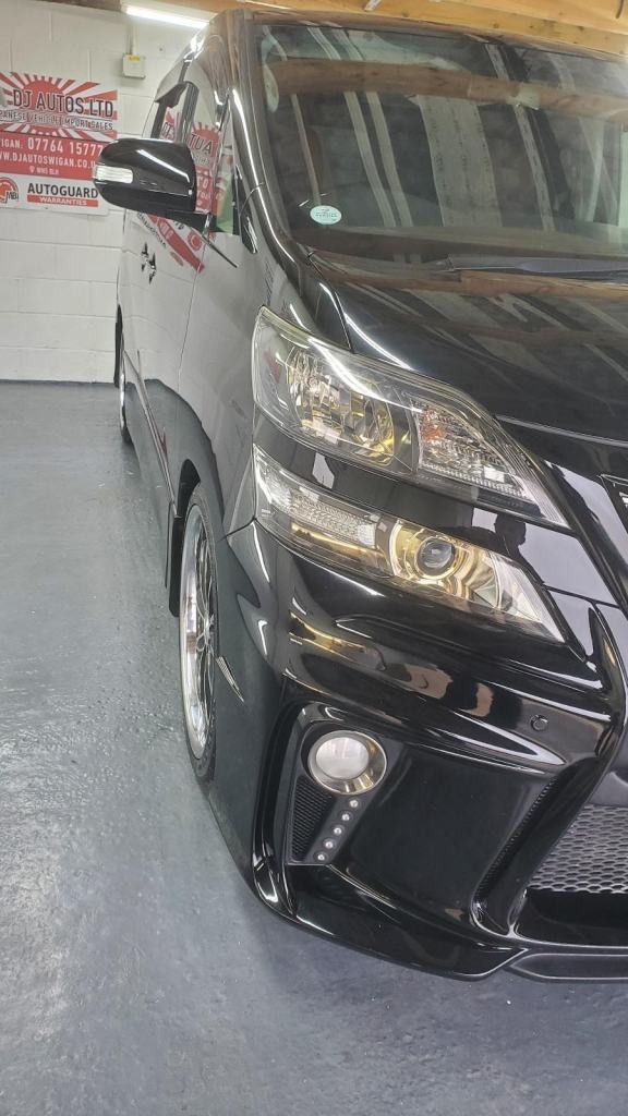 Toyota vellfire golden eyes 2.4 automatic 7 seat japanese import 56k miles 2014 