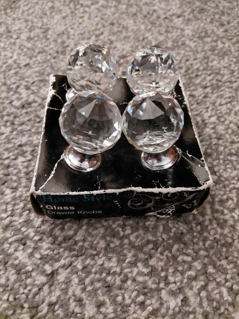 Glass Drawer Knobs - Set of 4, As Good As New