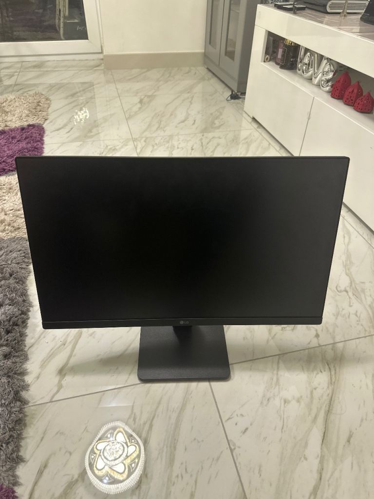 LG Gaming Monitor – 24" 180Hz