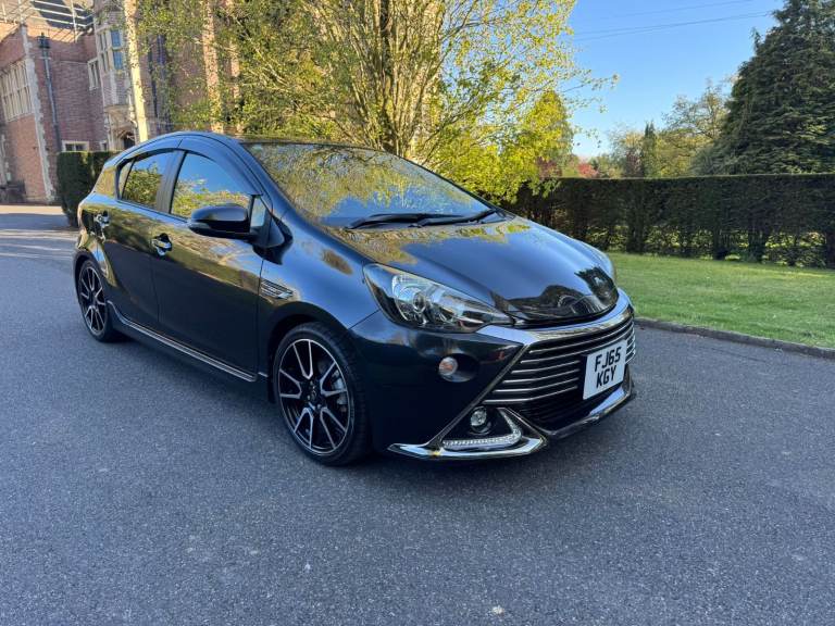 2015 TOYOTA AQUA 1.5 HYBRID GS EDITION AUTOMATIC not PRIUS YARIS MICRA HONDA JAZZ 88969